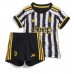Juventus Babykleding Thuisshirt Kinderen 2023-24 Korte Mouwen (+ korte broeken)